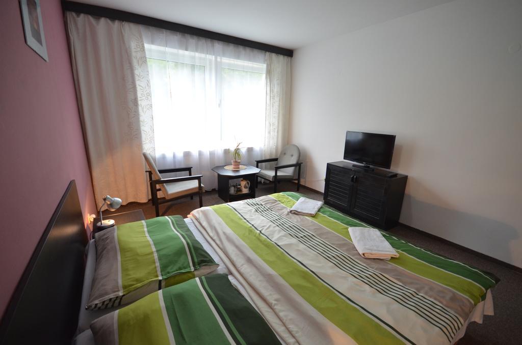 On Air Hotel Ostopovice 外观 照片